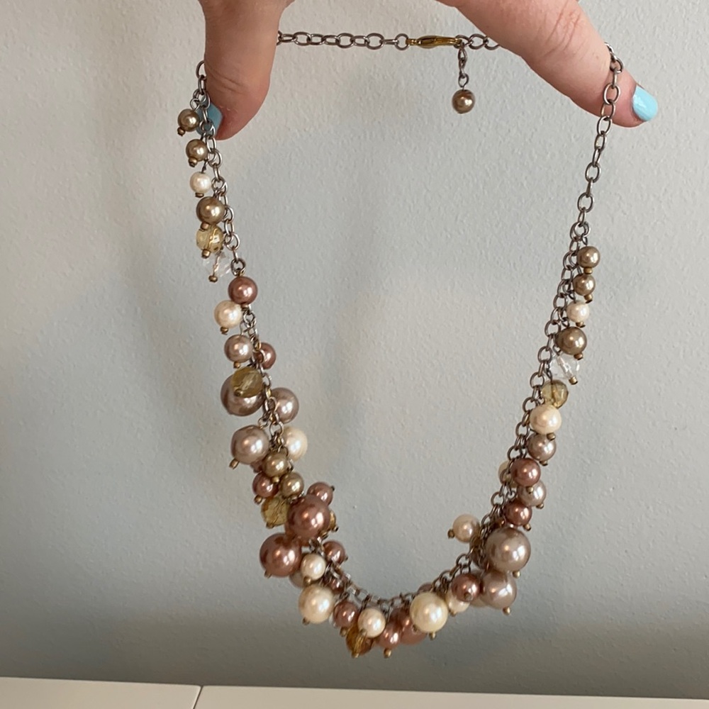 Neutral bobble necklace!